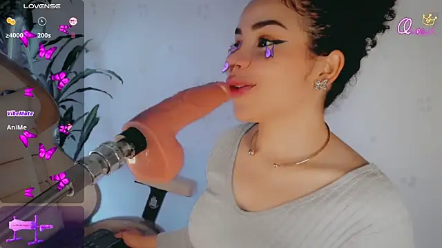 Queen_Deepthroat's Live XXX Chat