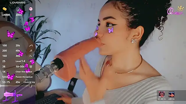 Queen_Deepthroat's Webcam Show