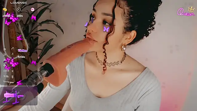 Queen_Deepthroat Show Webcam