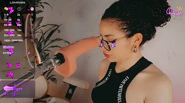 Pokazy przed kamerką – Queen_Deepthroat