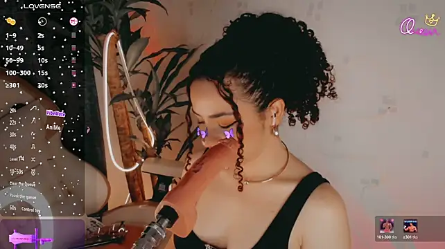Queen_Deepthroat Show in webcam