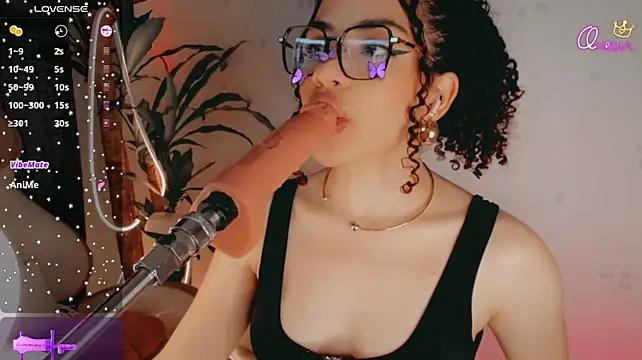 Živý XXX chat Queen_Deepthroat