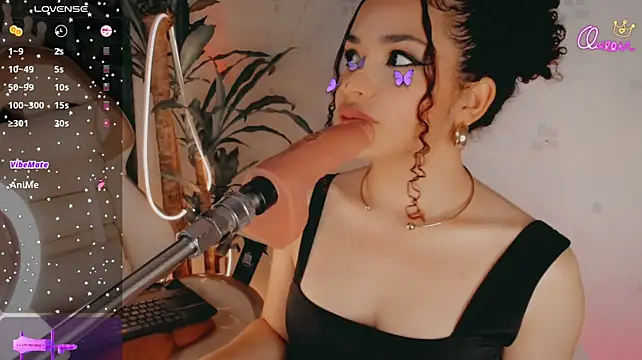 Queen_Deepthroat's Live XXX Chat