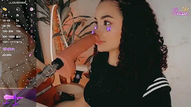 Queen_Deepthroat 网络视讯表演