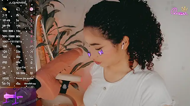 دردشة Queen_Deepthroat الجنسية المباشرة