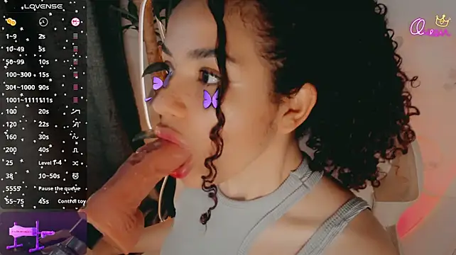 Онлайн чат XXX Queen_Deepthroat