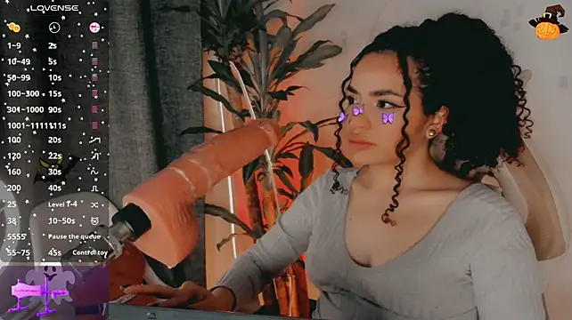 Queen_Deepthroat webcam show