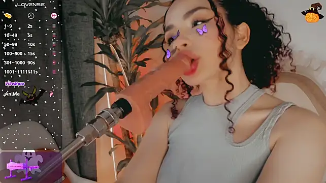 Chat +18 de Queen_Deepthroat ao vivo
