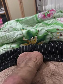 beyazzenci000 Adlı Modelin Web Kamerası Şovu