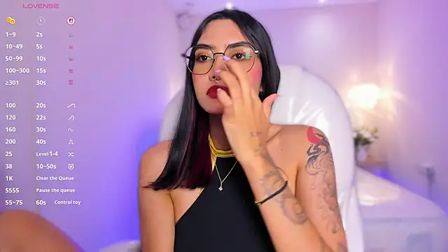 Chat XXX en directo de AzuraKindong