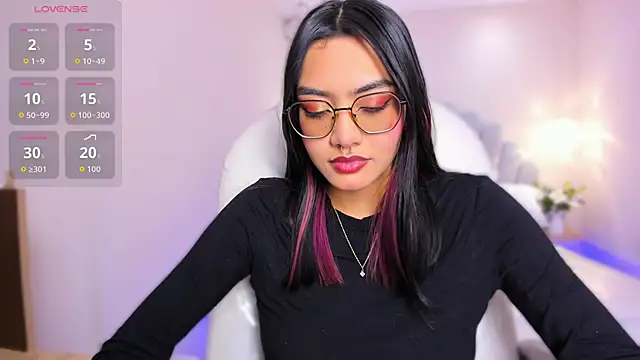 AzuraKindong Chat XXX in diretta