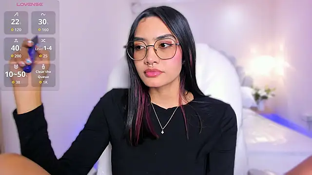 AzuraKindong's Live XXX Chat