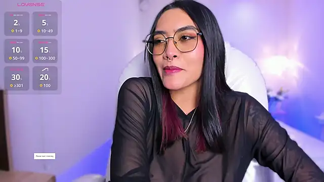 AzuraKindong's Live XXX Chat