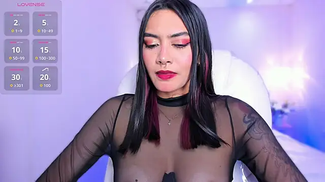 AzuraKindong's Live XXX Chat