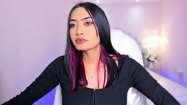 AzuraKindong Chat XXX in diretta