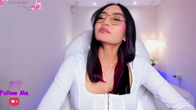 Онлайн чат XXX AzuraKindong