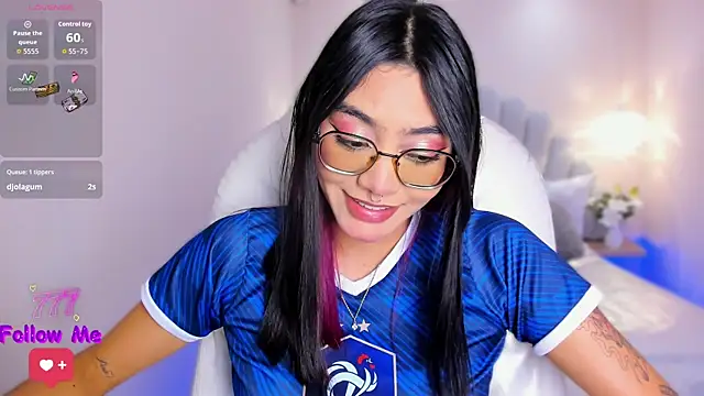 AzuraKindong's Live XXX Chat