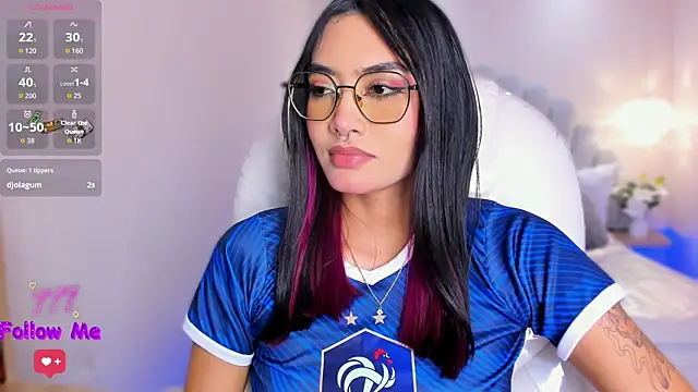 AzuraKindong Adlı Modelin Canlı XXX Sohbeti