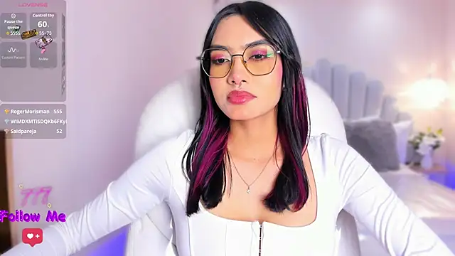 AzuraKindong Adlı Modelin Canlı XXX Sohbeti