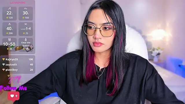 AzuraKindong's Live XXX Chat