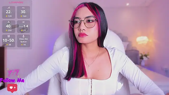 AzuraKindong Chat XXX in diretta