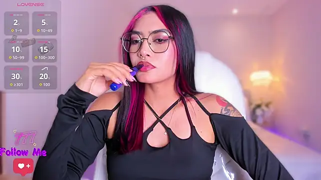 Chat XXX en directo de AzuraKindong