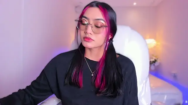 AzuraKindong Chat XXX in diretta