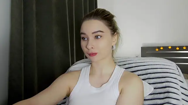 Haters__'s Webcam Show