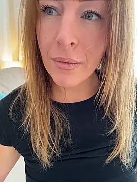 ChristinaSiemonen Webbikameraesitys