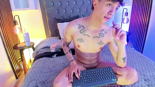 Tomy_Rox Webcamshow