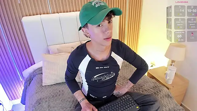 Tomy_Rox Adlı Modelin Web Kamerası Şovu