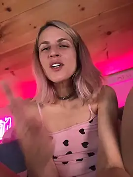 LittleLoftAngel's Webcam Show