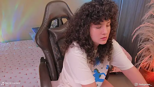 Živý XXX chat Fluffygarden