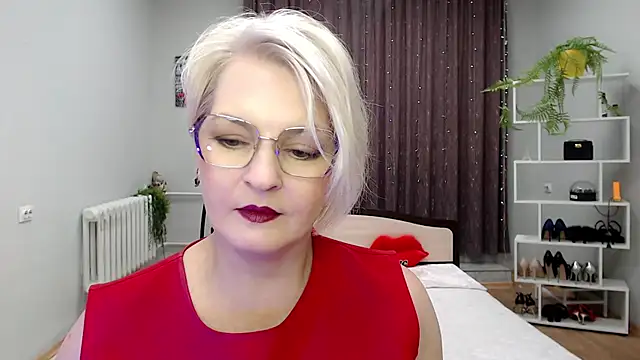 BlondeBrilliant7 Live XXX-Chat