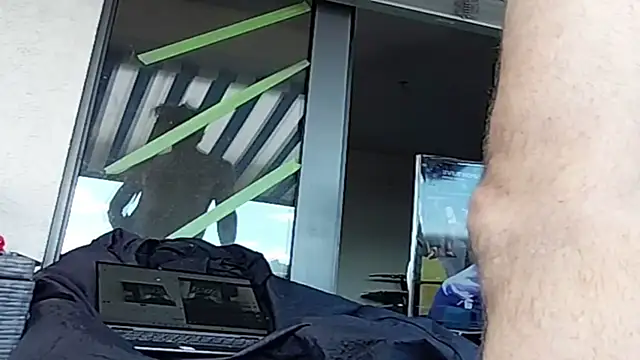 Pegg-fist-me Webcam Show