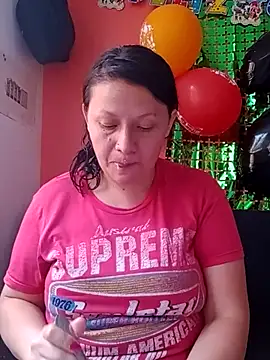 Nyla_velvet – webcam-show