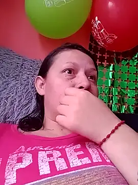 Nyla_velvetn Webbikameraesitys