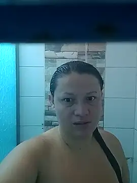 Nyla_velvet Show in webcam