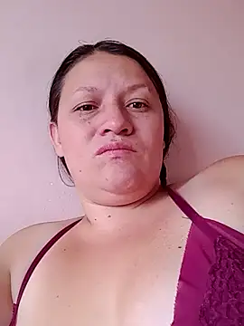 Nyla_velvet Show in webcam