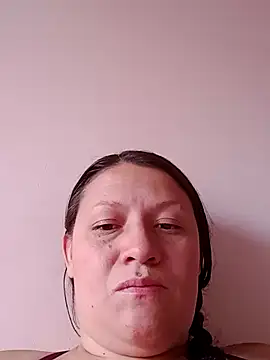 Nyla_velvetn Webbikameraesitys