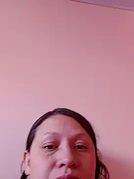 Show modela Nyla_velvet na web-kameri
