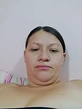 Show modela Nyla_velvet na web-kameri
