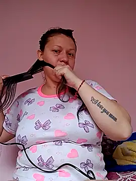 Nyla_velvet – webcam-show