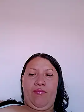 Nyla_velvet – Kamerová šou
