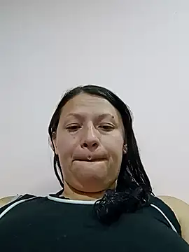 Nyla_velvet Adlı Modelin Web Kamerası Şovu