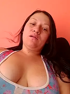 Nyla_velvet – Kamerová šou