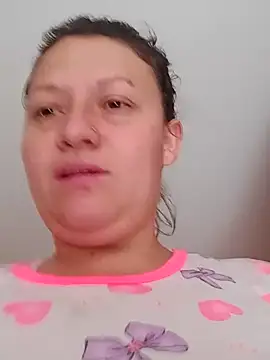 Nyla_velvet – Kamerová šou