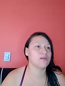 Nyla_velvet webkamerás műsora