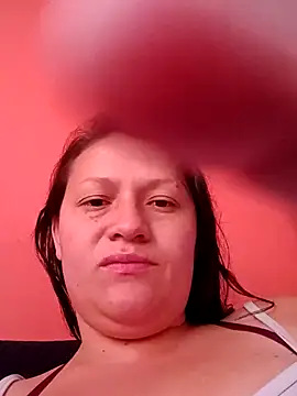 Nyla_velvet Adlı Modelin Web Kamerası Şovu