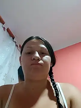 Nyla_velvet Adlı Modelin Web Kamerası Şovu